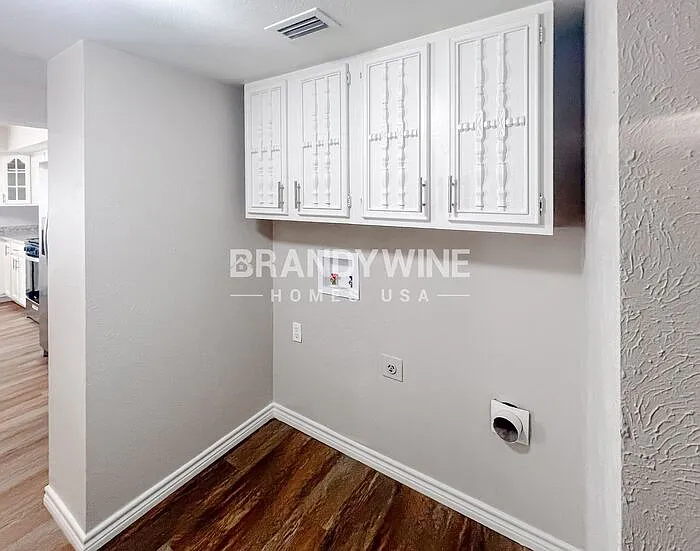 4426 Mint Dr — Photo 24