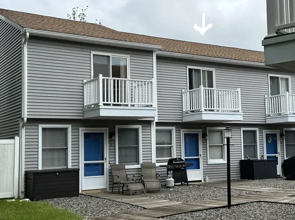 15 Francis Street #7, Old Orchard Beach, ME 04064