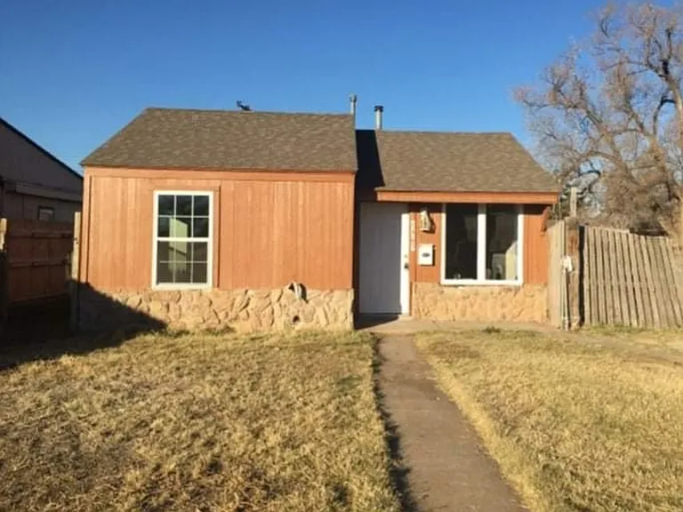 1405 N Seminole St — Photo 1