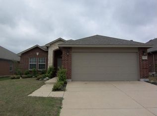 2332 Cavalry Dr, Fort Worth, TX 76177