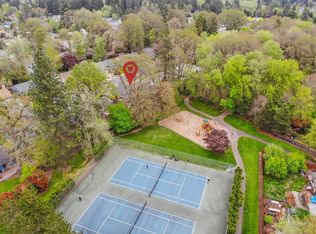 18050 SW Arborcrest Ct, Beaverton, OR 97003