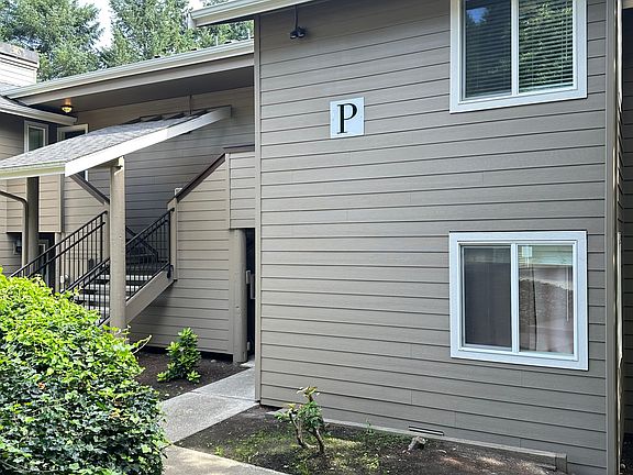 2nd image of 9009 Avondale Rd NE APT P232