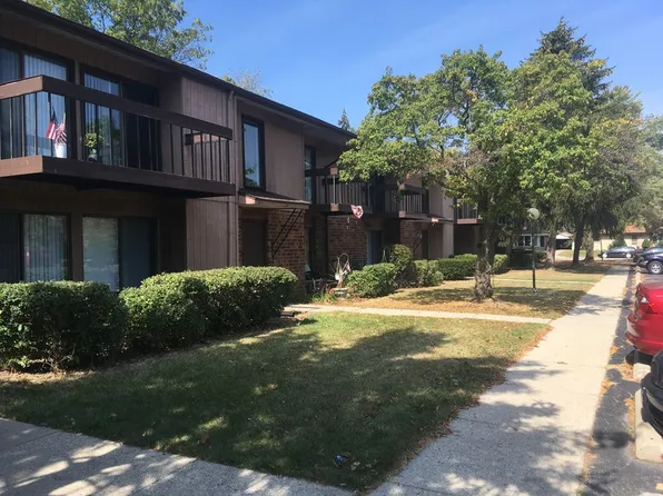 6183 W Cold Spring Rd, Milwaukee, WI 53220