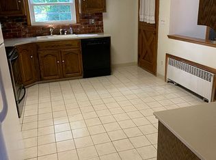 83 Woodside Dr, Wethersfield, CT 06109