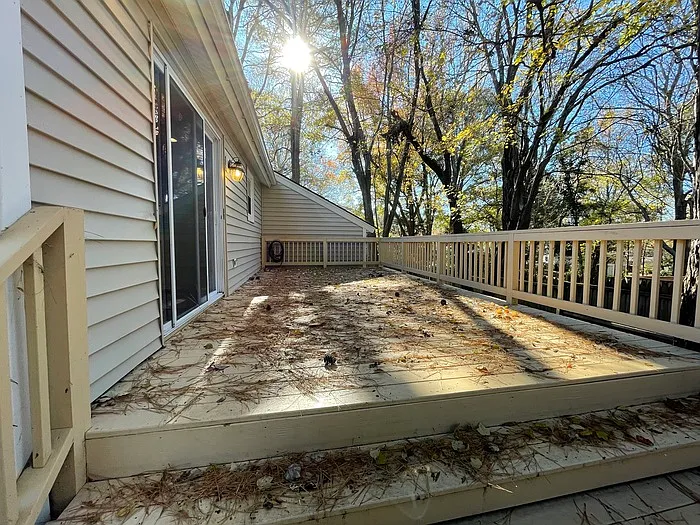 200 Glen Bonnie Ln — Photo 12