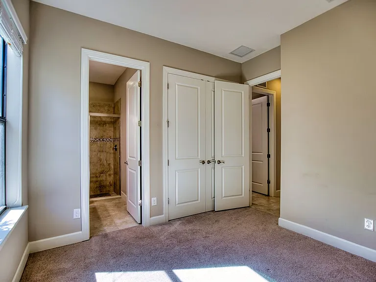 5628 Semolino St — Photo 32