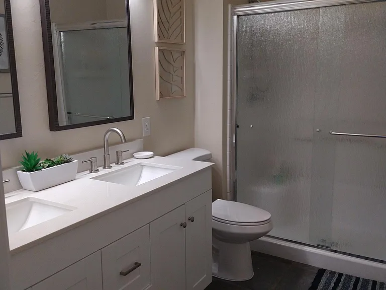 653 W Tanner Robert Pl — Photo 6