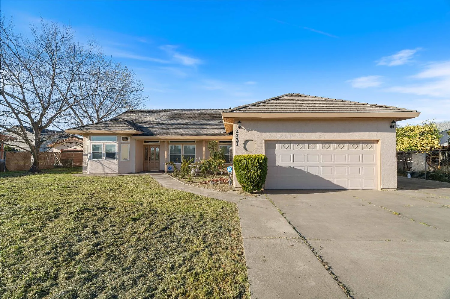 2721 Lock Ave photo 1