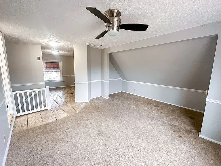 1530 - 1532 N Sherman Dr — Photo 6