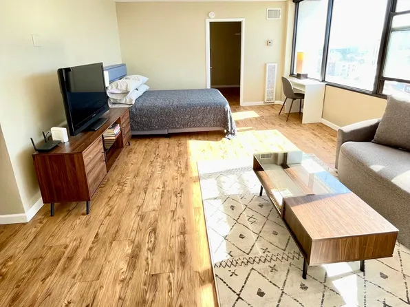 410 W 7th St, Tulsa, OK