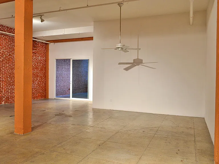 688 S. Santa Fe Ave — Photo 10