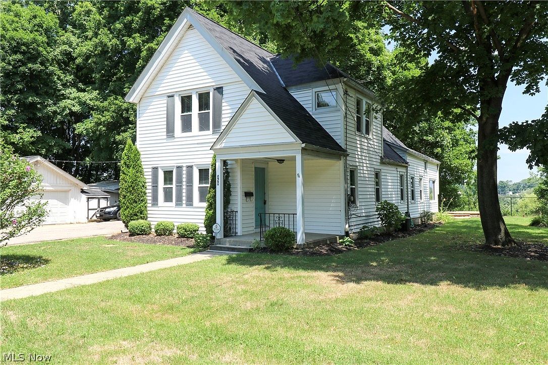 359 Bank St, Painesville, OH 44077 Zillow