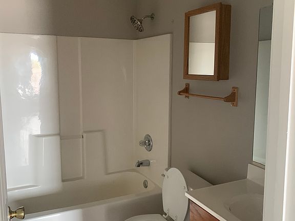 5th image of 725 Marietha Dr #C