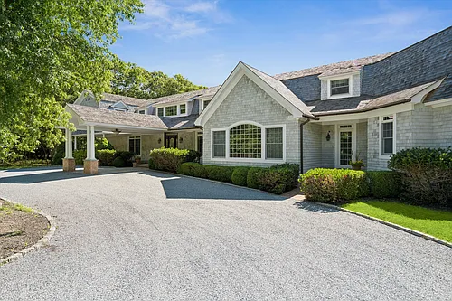 1332 Deerfield Rd Photo 1