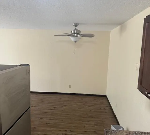 1250 Main St S — Photo 2