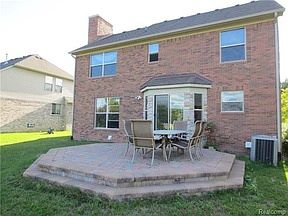 4th image of 19122 Canterbury Dr