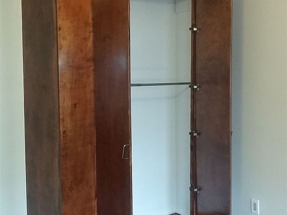 661 East 2nd Street Closet1