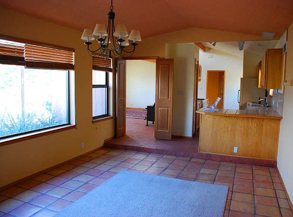 4th image of 745 Camino Arco Iris