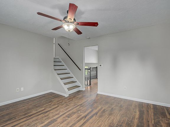 3rd image of 8511 Pheasant Dr