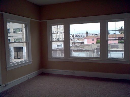 3rd image of 434 E 6th St