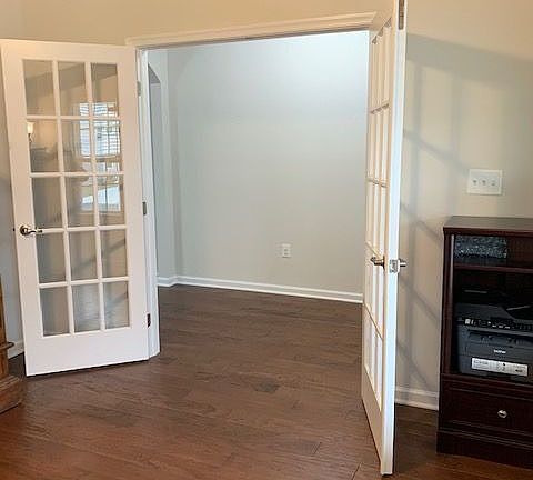 5th image of 5820 Spruce Valley Dr