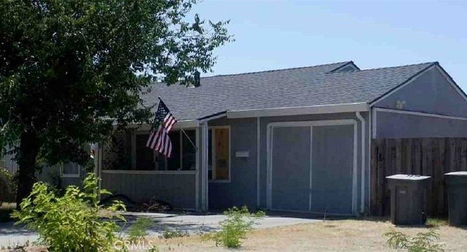 2nd image of 817 T St