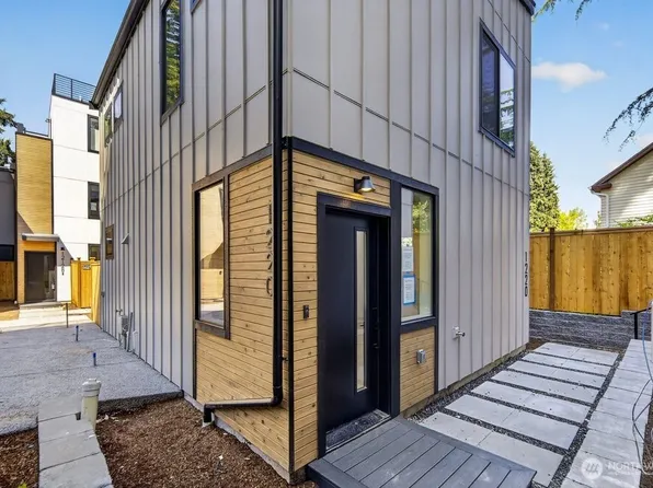 1220 NE 100th Street, Seattle, WA 98125