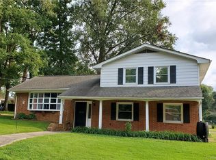 3310 Walnut St, Hopewell, VA 23860