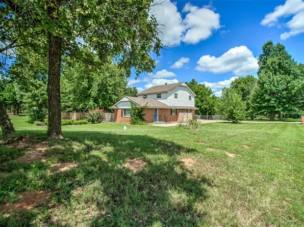 4101 E 30th St, Edmond, OK 73013