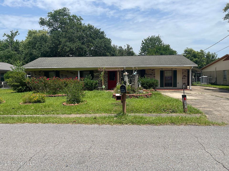 2nd image of 435 Hanley Rd #R
