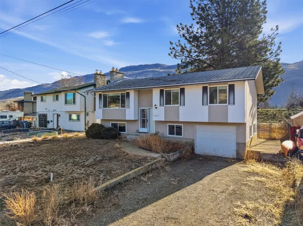 2563 Sandalwood Dr, Kamloops, BC V2B 6V3