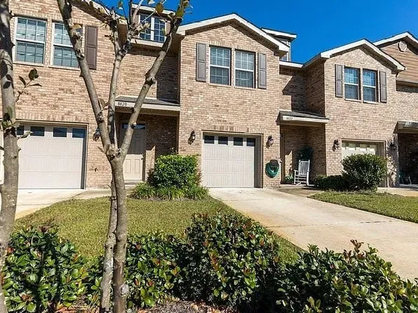 8822 Little Cormorant Ln, Navarre, FL 32566