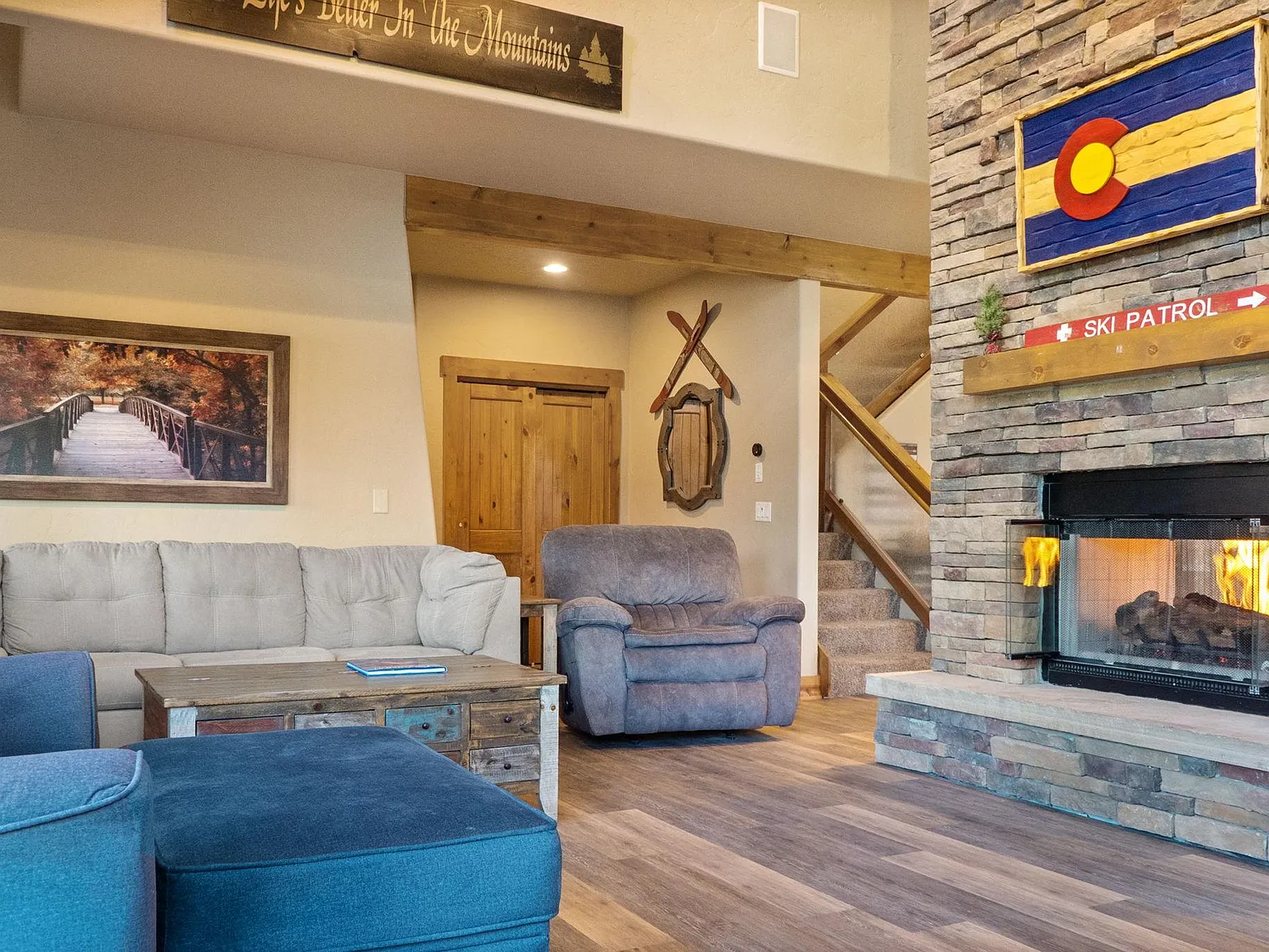 4 bed, 3485 sqft, $9,999 — Photo 4