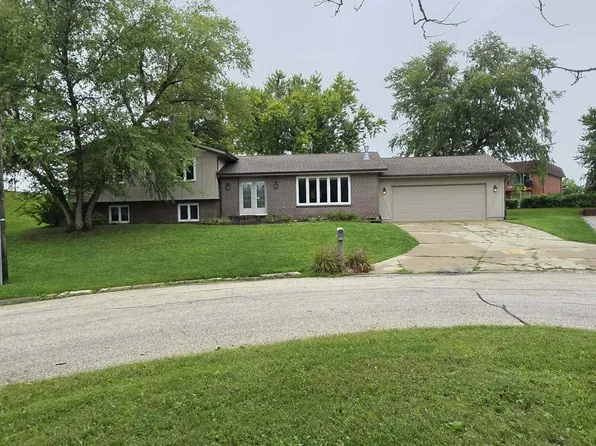 101 E 21st St, Atlantic, IA 50022
