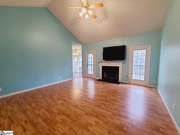 2nd image of 265 Glen Crest Dr