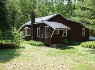 W10199 Spur Rd, Gresham, WI 54128