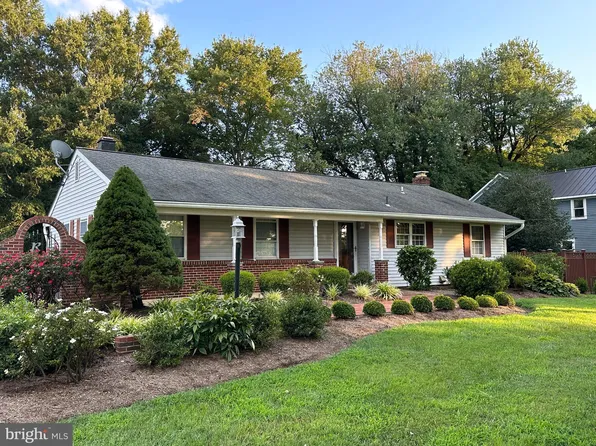 4373 Solomons Island Rd, Harwood, MD 20776