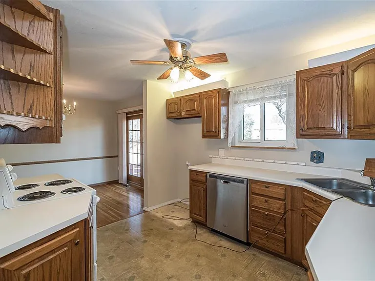 11943 Glen West Dr — Photo 15