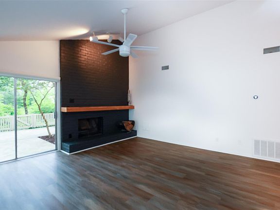 4th image of 2302 W Settlers Way