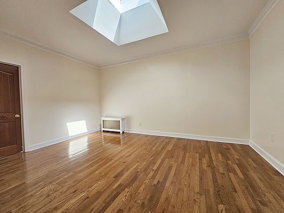 2nd image of 330 Lefferts Ave #2