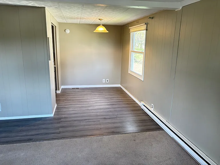120 Main St — Photo 3