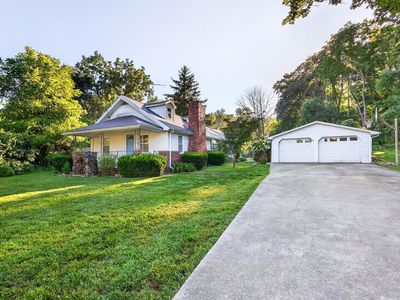 610 N Hartstrait Rd, Bloomington, IN, 47404