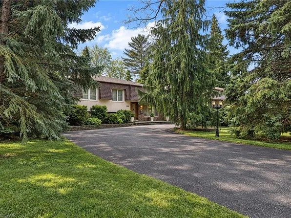 130 Tavistock Sq, Oakville, ON L6K 2V2
