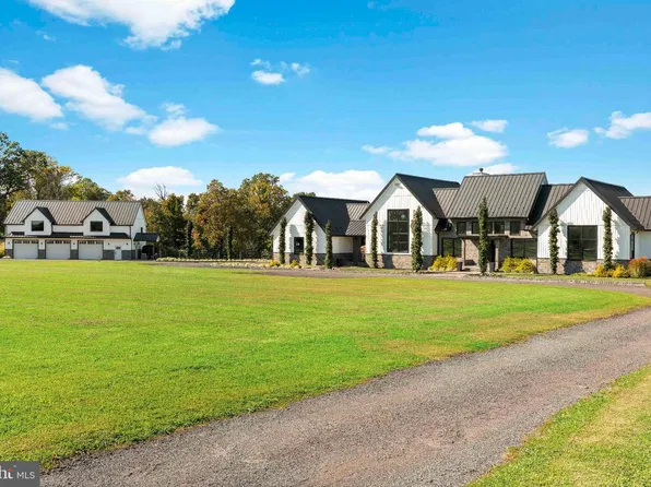 101 Harbourton Woodsville Rd, Lambertville, NJ 08530
