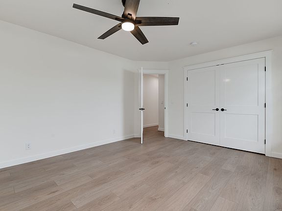 5th image of 1058-62 3rd St
