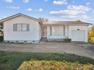 108 W 32nd St, Sand Springs, OK 74063