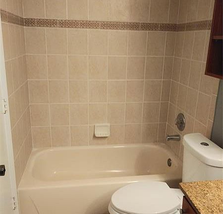 3rd image of 11470 NW 42nd St