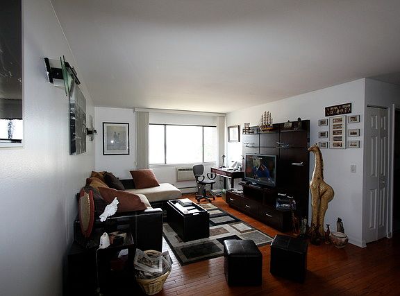 2nd image of 8455 W Leland Ave Unit 407
