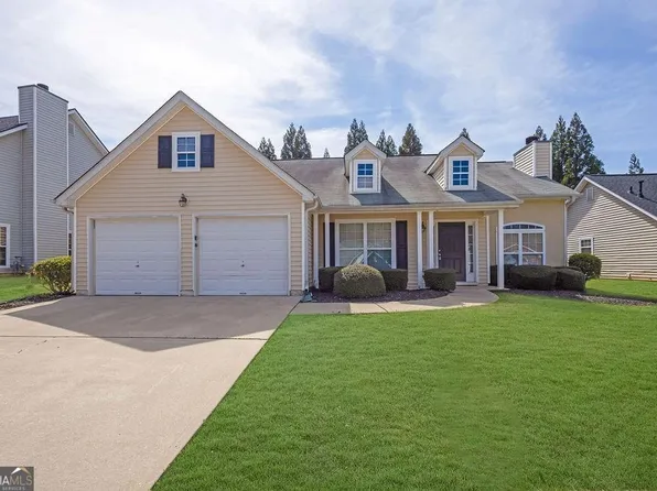 5016 Larkspur Ln, Atlanta, GA 30349