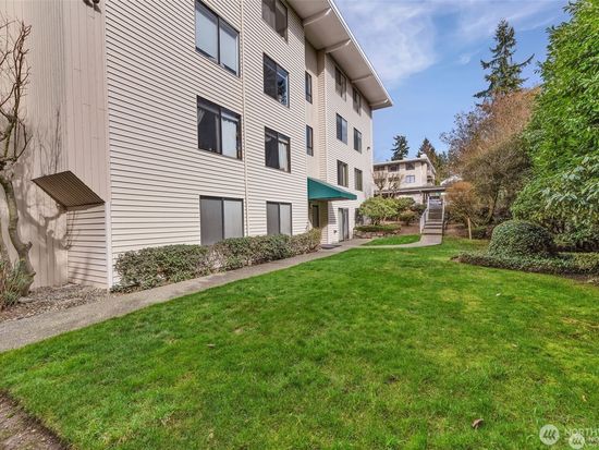 18606 52nd Avenue W #224, Lynnwood, WA 98037